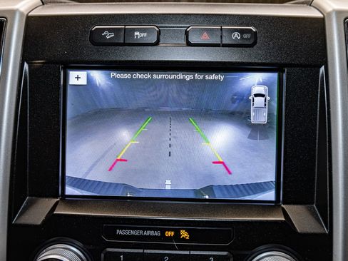 Used 2019 Ford F150 Lariat w/ Equipment Group 502A Luxury image 20