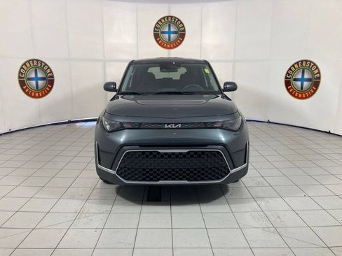Used 2025 Kia Soul LX w/ LX Technology Package FWD image 14