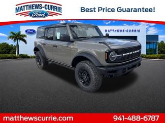 New 2026 Ford Bronco Badlands AWD/4WD video 1