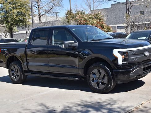 Certified 2025 Ford F150 Lightning Flash image 5