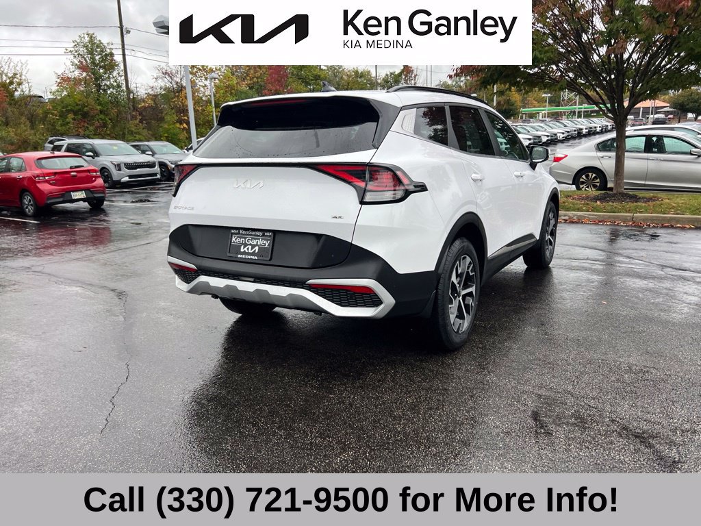 Certified 2025 Kia Sportage EX w/ Premium Package AWD/4WD image 9