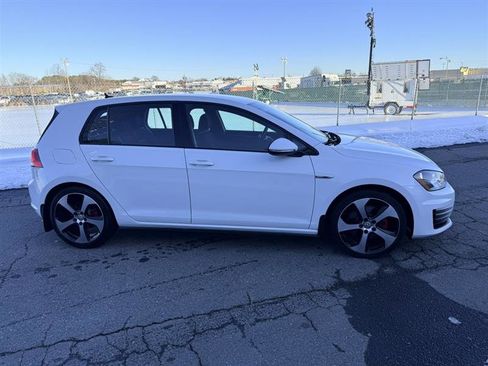 Used 2016 Volkswagen GTI S image 4