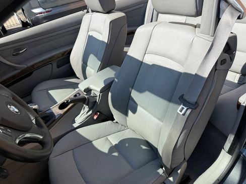 Used 2007 BMW 328i Convertible RWD image 11