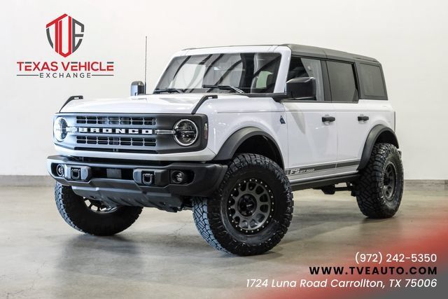 Used 2024 Ford Bronco Black Diamond AWD/4WD image 1