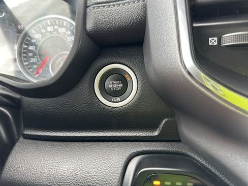 Used 2024 RAM 1500 Laramie image 24