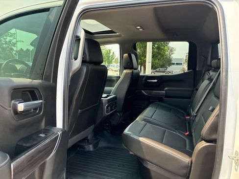 Used 2019 Chevrolet Silverado 1500 LTZ w/ LTZ Premium Package AWD/4WD image 17