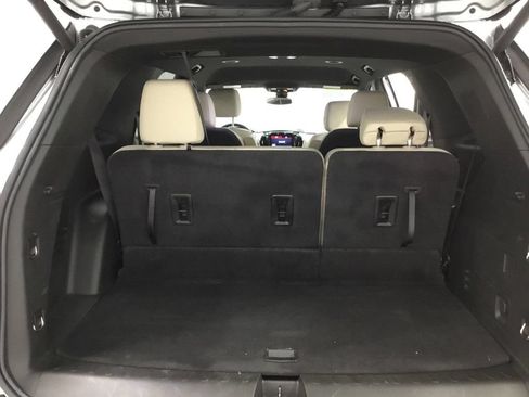 Used 2023 Chevrolet Traverse LT w/ LPO, Cargo Package AWD/4WD image 35