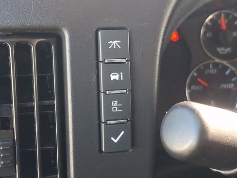 Certified 2023 Chevrolet Express 3500 LS image 27