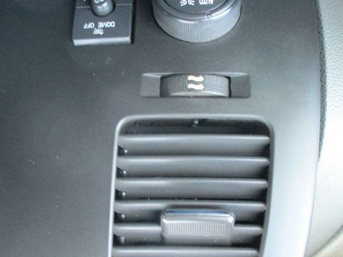 Used 2012 Chevrolet Silverado 1500 W/T image 28