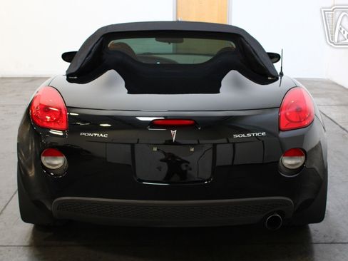 Used 2006 Pontiac Solstice Convertible w/ Premium Package image 24