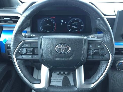 Used 2024 Toyota Tacoma TRD Sport AWD/4WD image 26