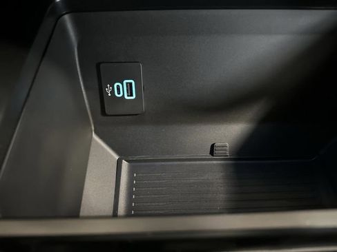 New 2026 Ford F250 XLT w/ XLT Premium Package image 24