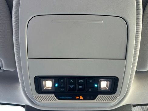 Certified 2025 Ford Expedition Max Platinum image 33