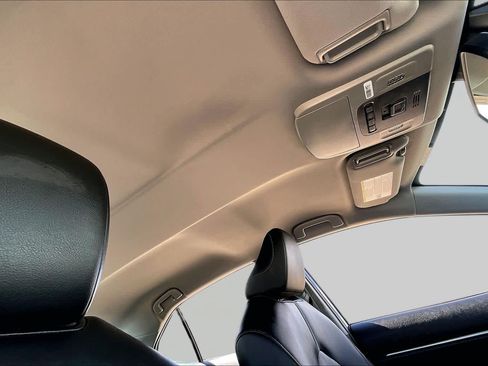 Used 2024 Toyota Camry XSE FWD image 14