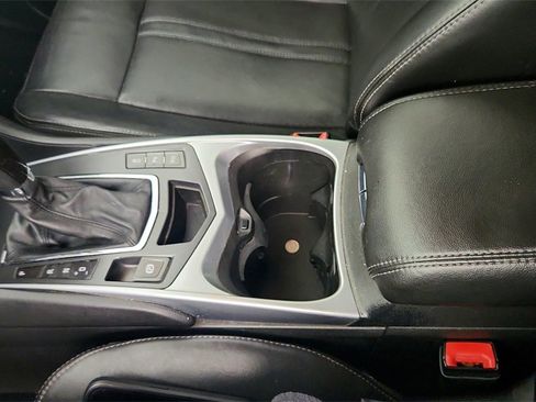 Used 2012 Cadillac SRX Luxury image 18