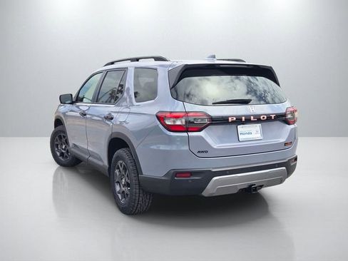 New 2026 Honda Pilot TrailSport image 6