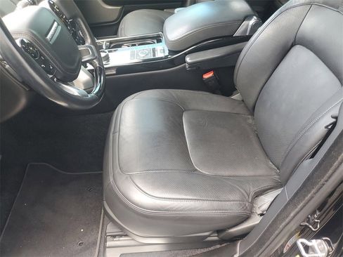 Used 2022 Land Rover Range Rover Westminster Edition image 15