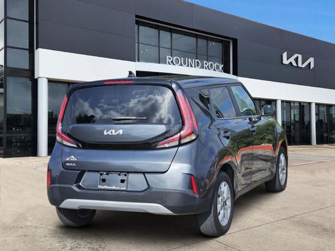 Certified 2023 Kia Soul LX w/ Option Group 015 FWD image 6