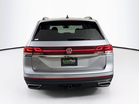 Used 2025 Volkswagen Atlas SE FWD image 7