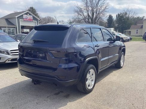 Used 2012 Jeep Grand Cherokee Laredo w/ Laredo E Group image 2