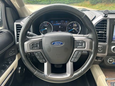Used 2021 Ford Expedition Max Platinum AWD/4WD image 21