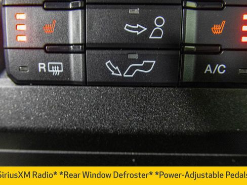 Used 2020 Ford F150 XLT w/ Equipment Group 302A Luxury image 9