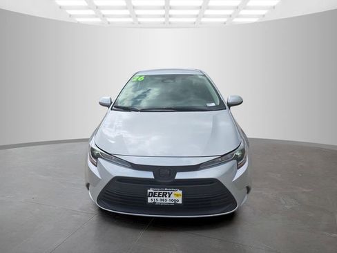 Used 2026 Toyota Corolla LE FWD image 4