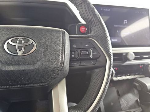 Used 2025 Toyota Tacoma 4x4 Double Cab Hybrid image 38