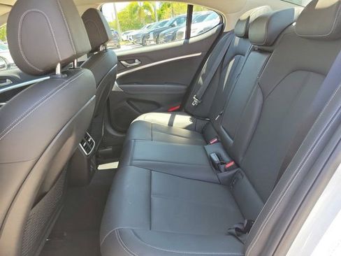 Used 2026 Genesis G70 2.5T RWD image 8
