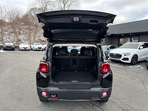 Used 2019 Jeep Renegade Trailhawk image 17