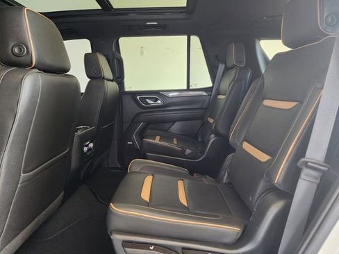 Used 2022 GMC Yukon AT4 AWD/4WD image 15