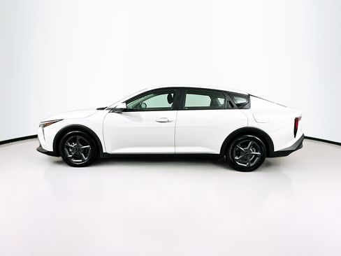 Used 2025 Kia K4 LXS image 4