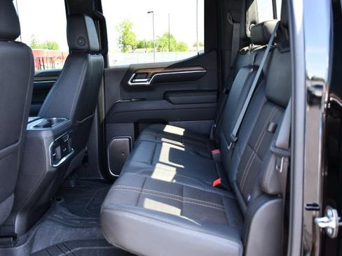 Used 2024 Chevrolet Silverado 1500 High Country w/ High Country Premium Package image 16