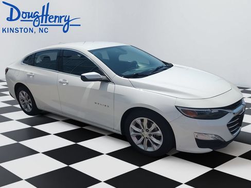 Used 2021 Chevrolet Malibu LT FWD image 6