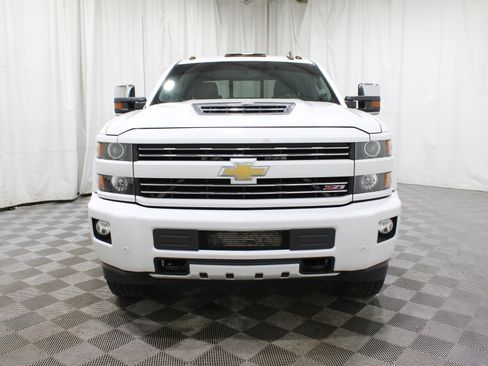 Used 2019 Chevrolet Silverado 2500 LTZ w/ Duramax Plus Package image 42