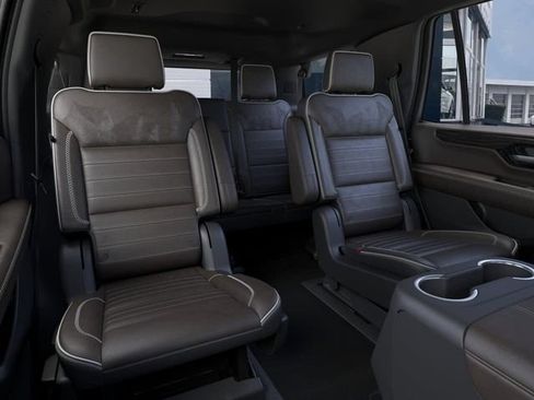 New 2026 GMC Yukon Denali Ultimate AWD/4WD image 17