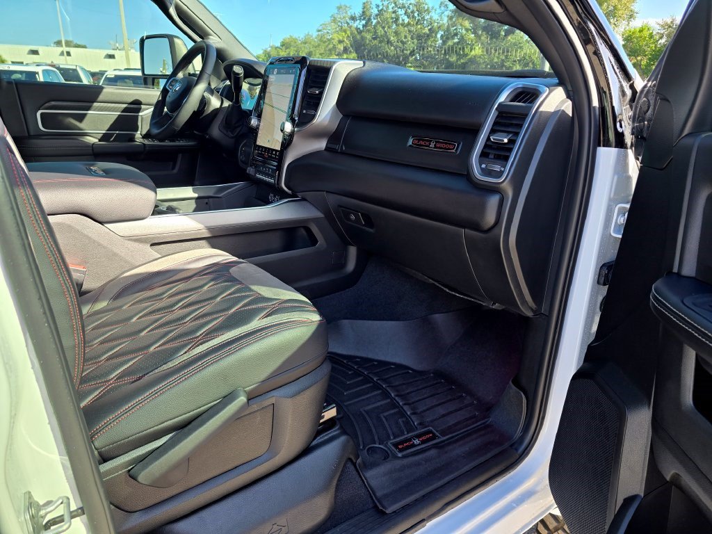 Used 2025 RAM 2500 Big Horn AWD/4WD image 42