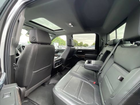 Used 2022 GMC Sierra 2500 Denali w/ Denali Ultimate Package AWD/4WD image 4
