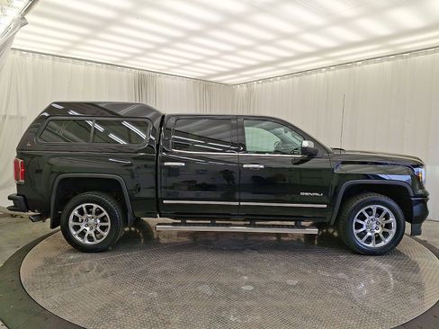 Used 2018 GMC Sierra 1500 Denali AWD/4WD image 26