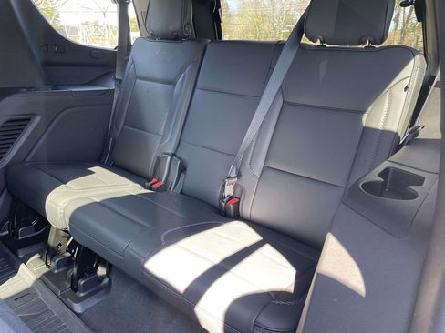 Used 2021 GMC Yukon Denali w/ Denali Ultimate Package image 12