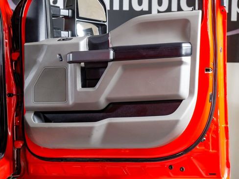 Used 2020 Ford F350 XLT w/ XLT Value Package image 33