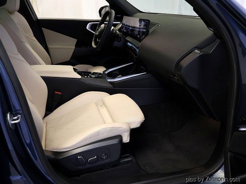 Certified 2025 BMW X3 xDrive30i image 36