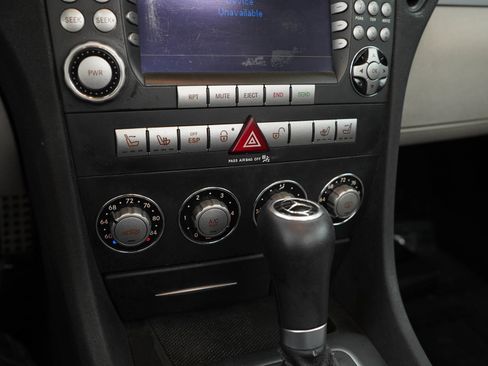 Used 2006 Mercedes-Benz SLK 350 image 17