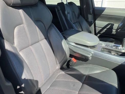 Used 2014 Land Rover Range Rover Sport SE AWD/4WD image 11