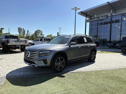 Certified 2026 Mercedes-Benz GLB 250 4MATIC image 2