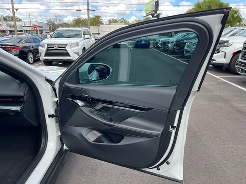 Used 2024 BMW 530i image 56