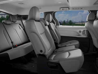 New 2026 Toyota Sienna XLE