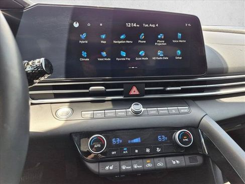 Used 2024 Hyundai Elantra Limited FWD image 15