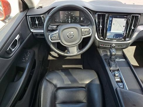 Used 2019 Volvo S60 T6 Momentum w/ Premium Package AWD/4WD image 11