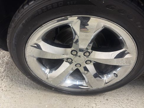 Used 2013 Dodge Challenger R/T Plus RWD image 30